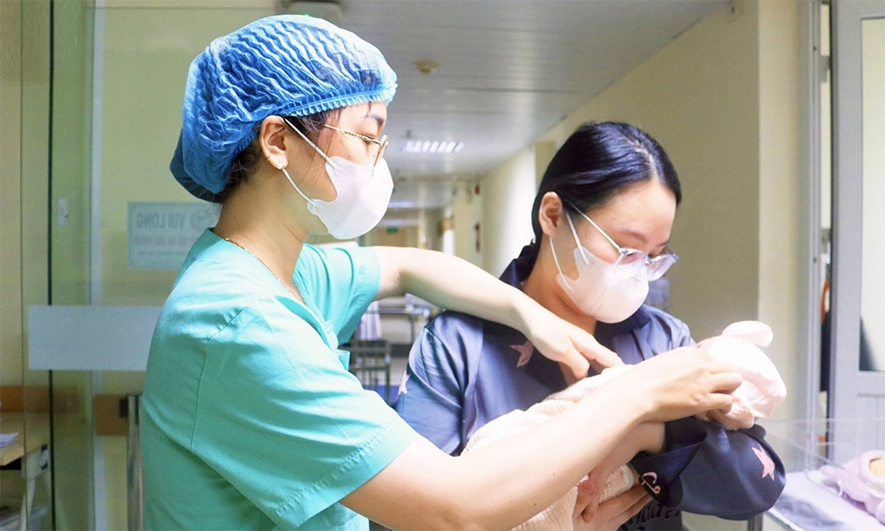 Hướng dẫn chăm sóc trẻ sơ sinh.