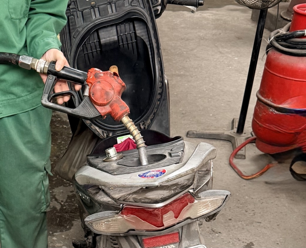 Điều hành giá xăng dầu: Phối hợp linh hoạt để giữ ổn định vĩ mô Điều hành giá xăng dầu: Phối hợp linh hoạt để giữ ổn định vĩ mô