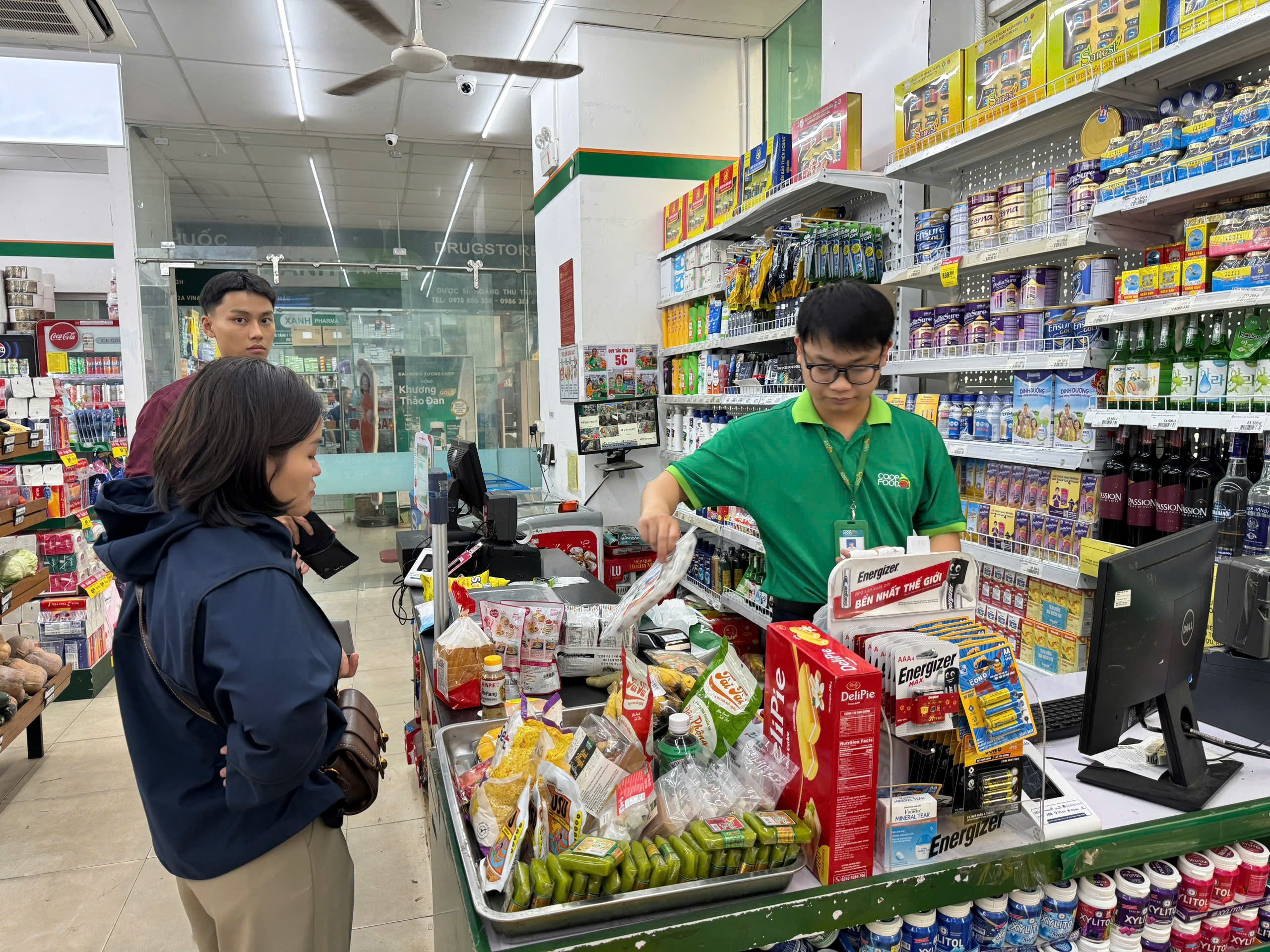 Lập hóa đơn tổng theo ngày: Nên nâng ngưỡng giao dịch nhỏ lẻ, làm rõ quy định đặc thù