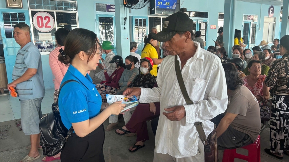 An Giang tổ chức điểm “Kết nối an sinh - Vững tin cuộc sống” hỗ trợ người dân