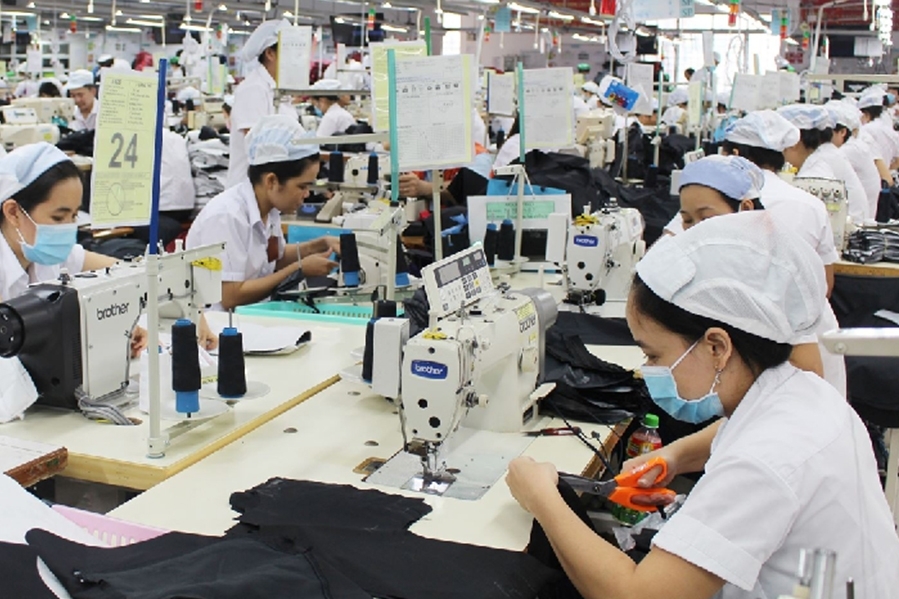 Cho phép chuyển cửa khẩu hàng nhập khẩu phục vụ sản xuất về nơi có nhà máy