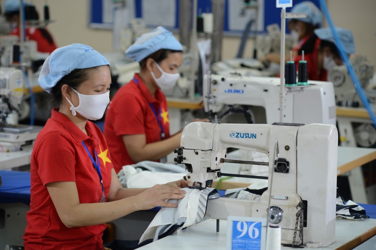 Dệt may Việt Nam trước áp lực dịch chuyển đơn hàng và bài toán giữ thị phần