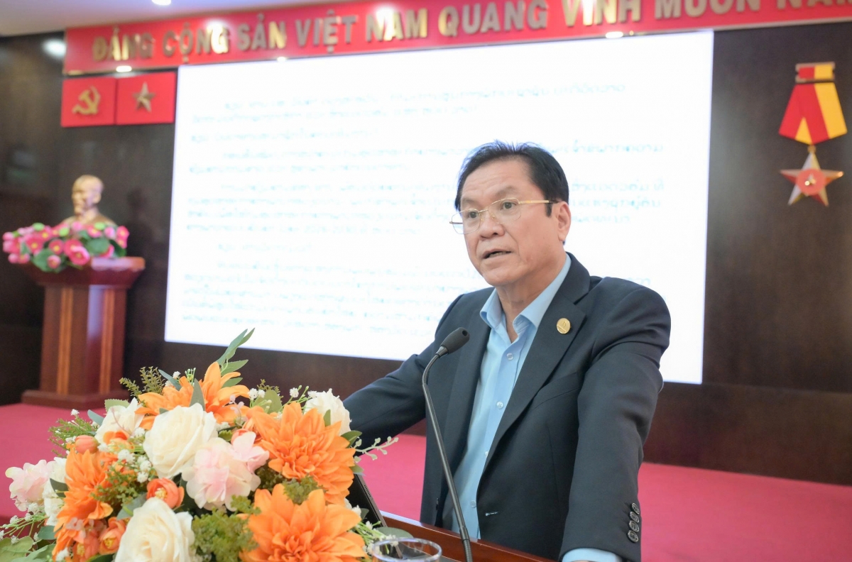 Mở rộng và nâng cao hiệu quả hợp tác đầu tư phát triển trồng và chế biến cao su Việt Nam - Lào
