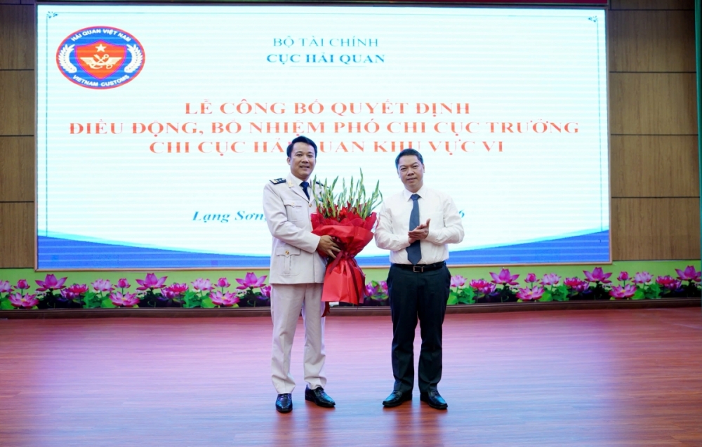 Phó Chủ tịch UBND tỉnh Lạng Sơn Đoàn Thanh Sơn kỳ vọng tân Phó Chi cục trưởng Lê Minh Đức sẽ hoàn thành xuất sắc nhiệm vụ được giao.