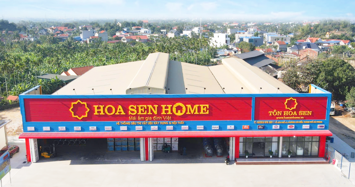 Quy mô hơn 400 cửa hàng trên toàn quốc tạo lợi thế cho Hoa Sen Home trong phục vụ và bảo hành sản phẩm.