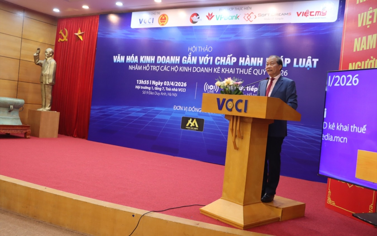 Ông Hoàng Quang Phòng, Phó Chủ tịch VCCI phát biểu khai mạc Hội thảo.