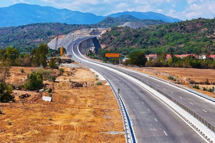 Khi dòng vốn đầu tư công thực sự được “khơi thông”