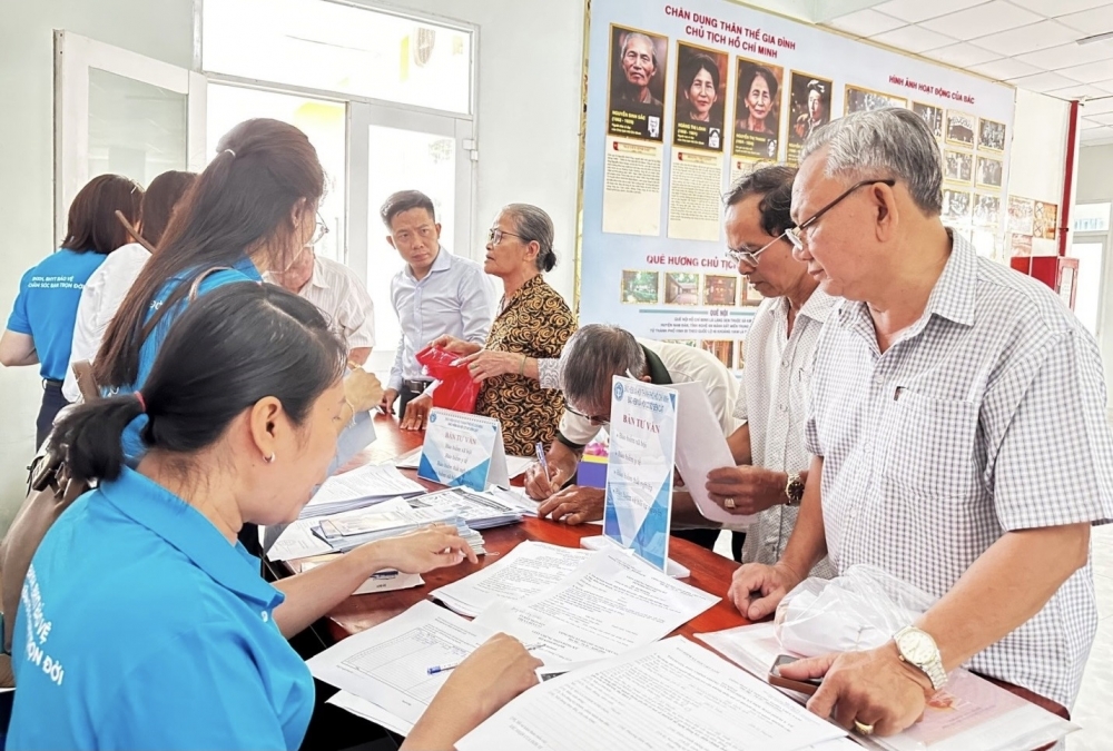 Nhiều hộ kinh doanh vẫn còn lúng túng với quy định tham gia bảo hiểm xã hội bắt buộc