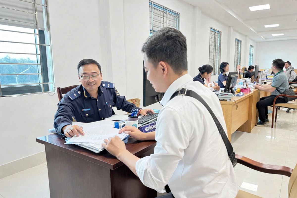 Hiệu quả cải cách hành chính ở Hải quan Đức Hòa