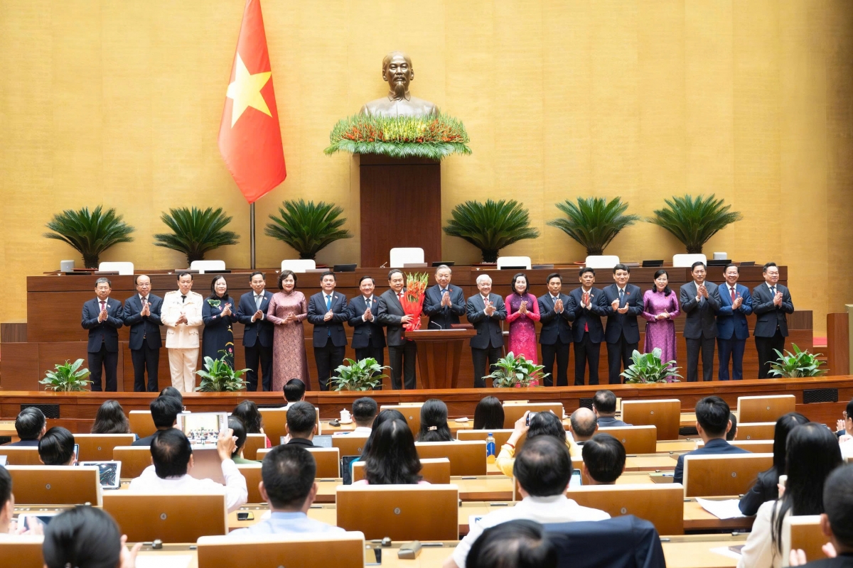 Quốc hội bầu 6 Phó Chủ tịch Quốc hội, kiện toàn nhiều chức danh quan trọng Quốc hội bầu 6 Phó Chủ tịch Quốc hội, kiện toàn nhiều chức danh quan trọng
