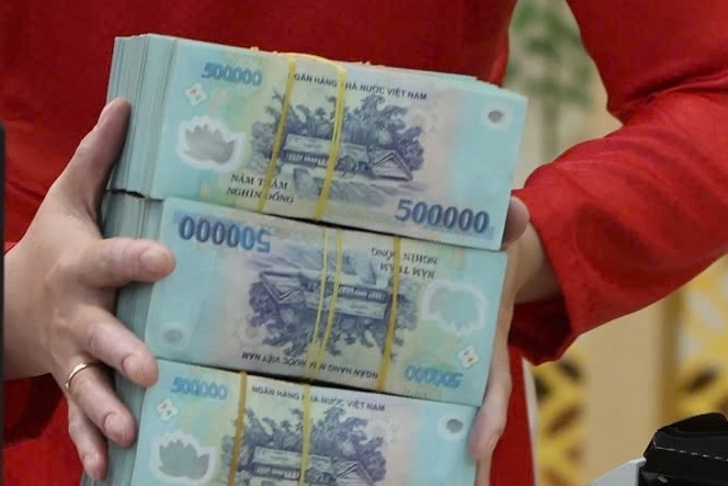 Ngân hàng mạnh tay chia "tiền tươi", cổ đông hưởng lợi đến đâu?