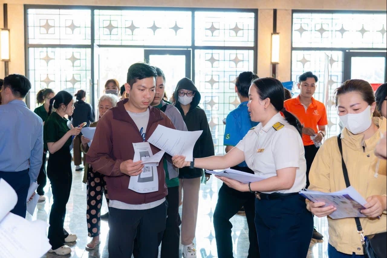 Hướng dẫn đăng ký giảm trừ gia cảnh cho người phụ thuộc khi quyết toán thuế Thu nhập cá nhân