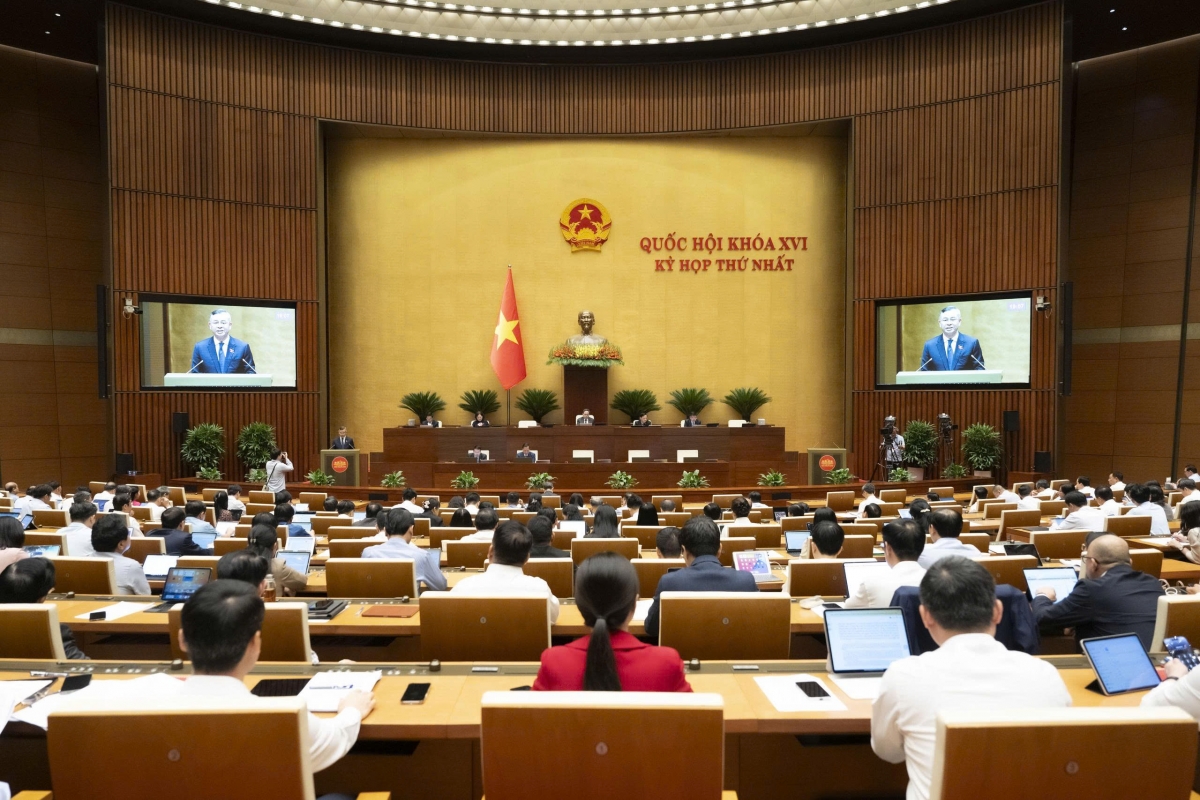Trình Quốc hội quyết toán ngân sách 2024: Thu vượt 21%, bội chi còn 2,8% GDP Trình Quốc hội quyết toán ngân sách 2024: Thu vượt 21%, bội chi còn 2,8% GDP