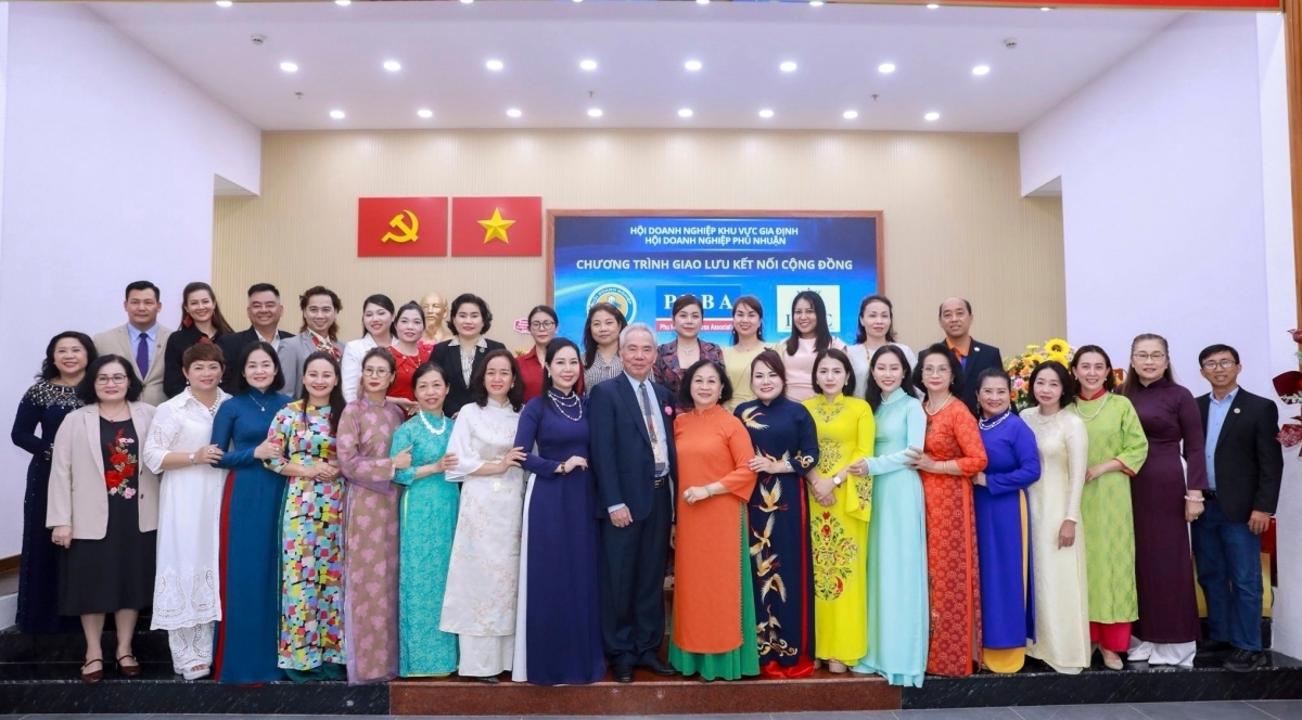Bản lĩnh chèo lái doanh nghiệp và hội nhập của nữ doanh nhân trong kỷ nguyên số