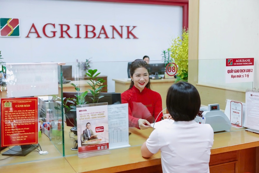 Agribank giảm đồng loạt lãi suất, tiên phong hỗ trợ tăng trưởng kinh tế