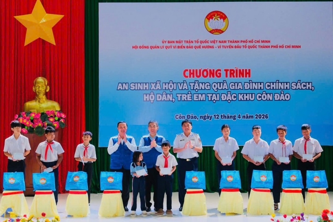 TP. Hồ Chí Minh: Chăm lo an sinh xã hội cho quân, dân ở đặc khu Côn Đảo