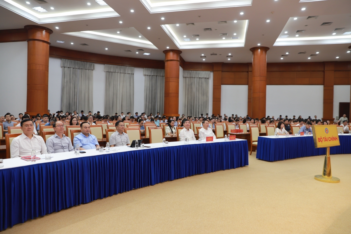 Hội nghị toàn quốc nghiên cứu, học tập, quán triệt và triển khai thực hiện Nghị quyết Hội nghị Trung ương 2 Hội nghị toàn quốc nghiên cứu, học tập, quán triệt và triển khai thực hiện Nghị quyết Hội nghị Trung ương 2