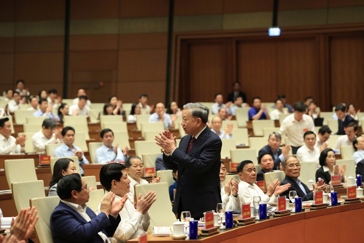 Tổng Bí thư, Chủ tịch nước Tô Lâm: Khơi thông nguồn lực, tạo đột phá phát triển từ Nghị quyết Trung ương 2 Tổng Bí thư, Chủ tịch nước Tô Lâm: Khơi thông nguồn lực, tạo đột phá phát triển từ Nghị quyết Trung ương 2