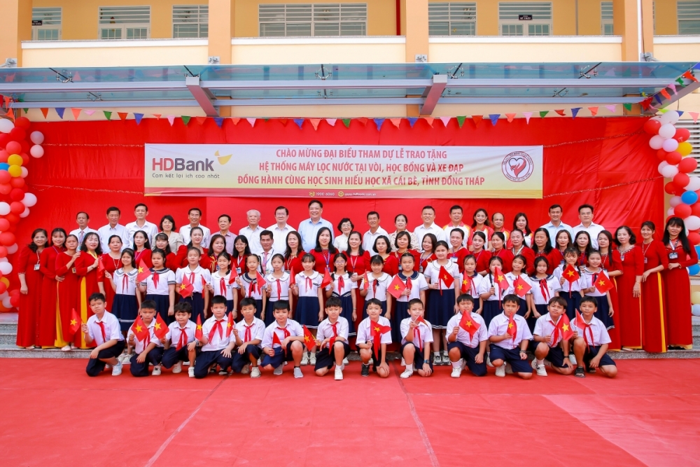 HDBank nối dài hành trình yêu thương tại Đồng bằng sông Cửu Long