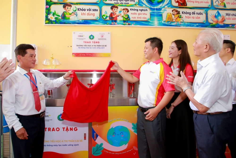 HDBank nối dài hành trình yêu thương tại Đồng bằng sông Cửu Long