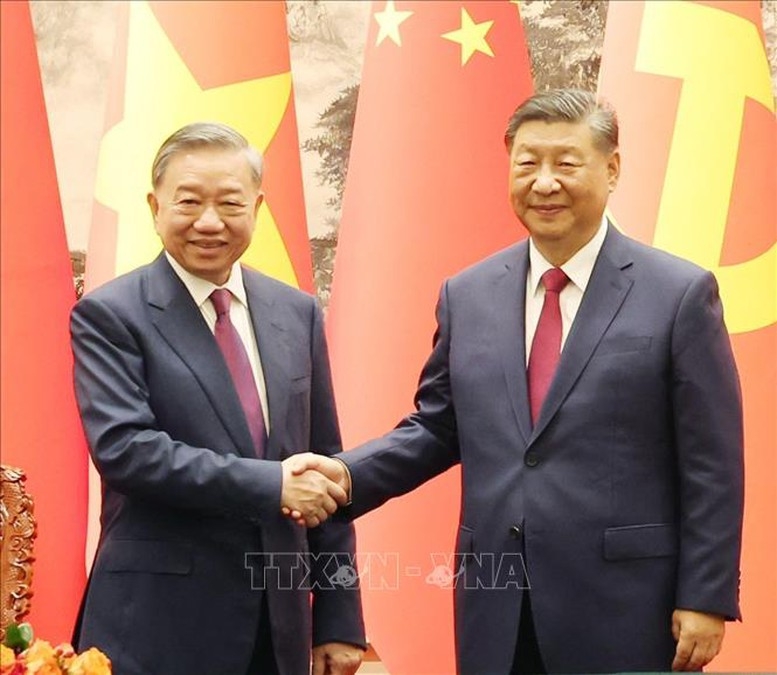 PHÁT HUY TRUYỀN THỐNG HỮU NGHỊ VIỆT NAM - TRUNG QUỐC, NÂNG TẦM KẾT NỐI CHIẾN LƯỢC TRONG GIAI ĐOẠN PHÁT TRIỂN MỚI