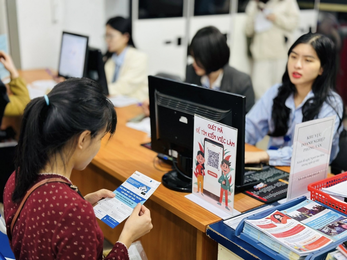 Phát huy giá trị kép của chính sách bảo hiểm thất nghiệp