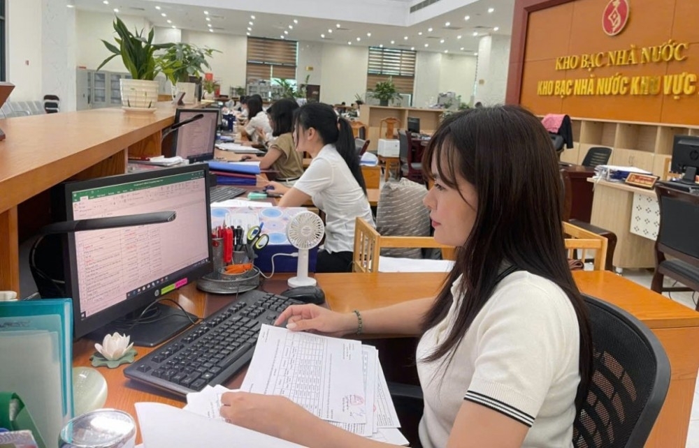 Kho bạc Nhà nước khu vực XI hoàn thành toàn diện nhiệm vụ trong các tháng đầu năm