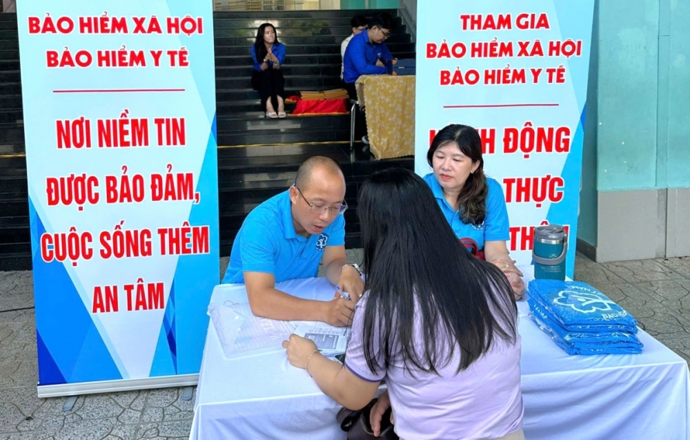TP. Hồ Chí Minh quyết liệt triển khai Nghị quyết số 403/NQ-CP về phát triển bảo hiểm xã hội