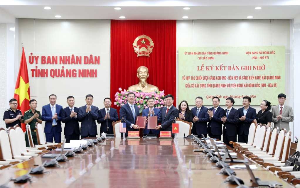 Ký kết bản ghi nhớ về hợp tác chiến lược cảng Con Ong - Hòn Nét