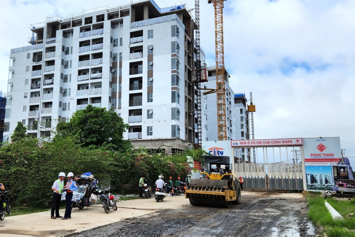 Nhà ở xã hội trong cuộc đua cân bằng thị trường bất động sản