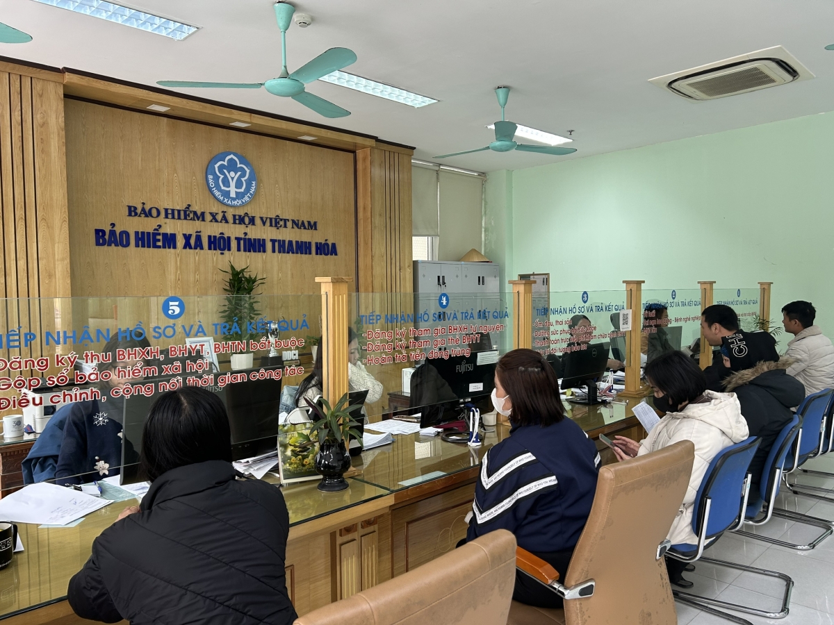 Nếu nghỉ việc thì người lao động được hưởng chế độ gì?