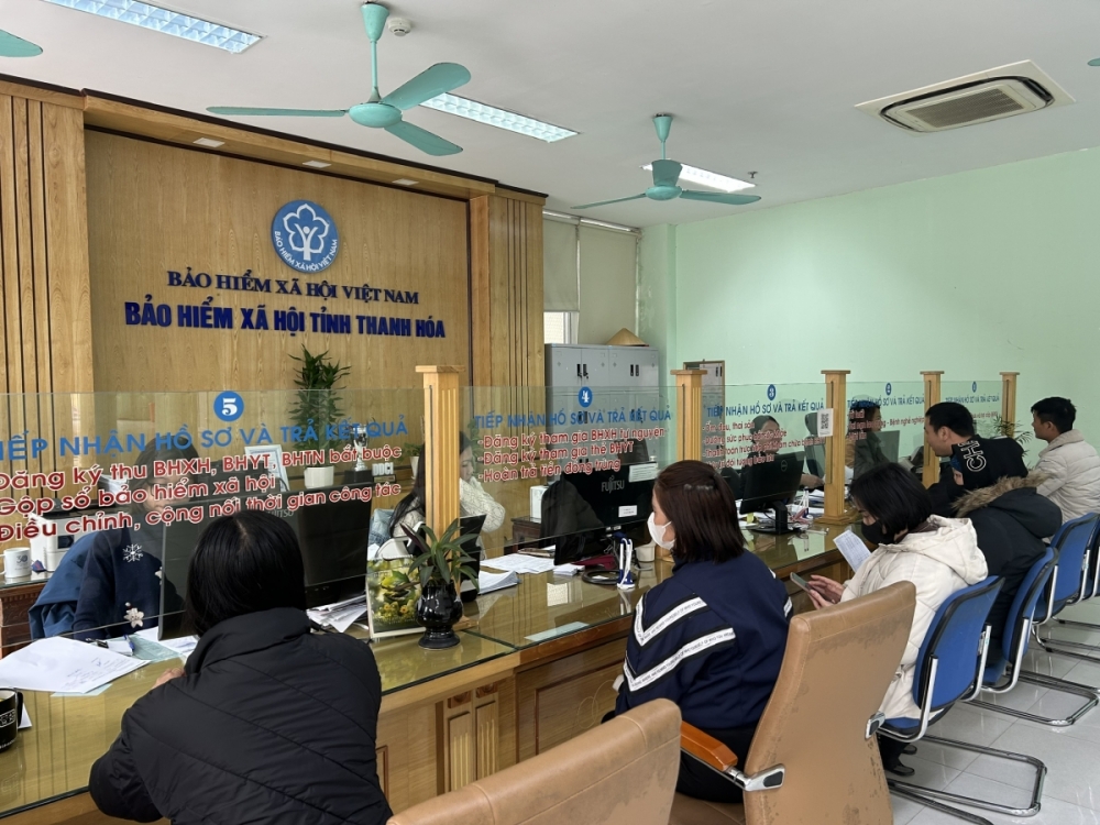 Hướng dẫn tạm thời giải quyết chế độ hưu trí theo Luật Nhà giáo năm 2025