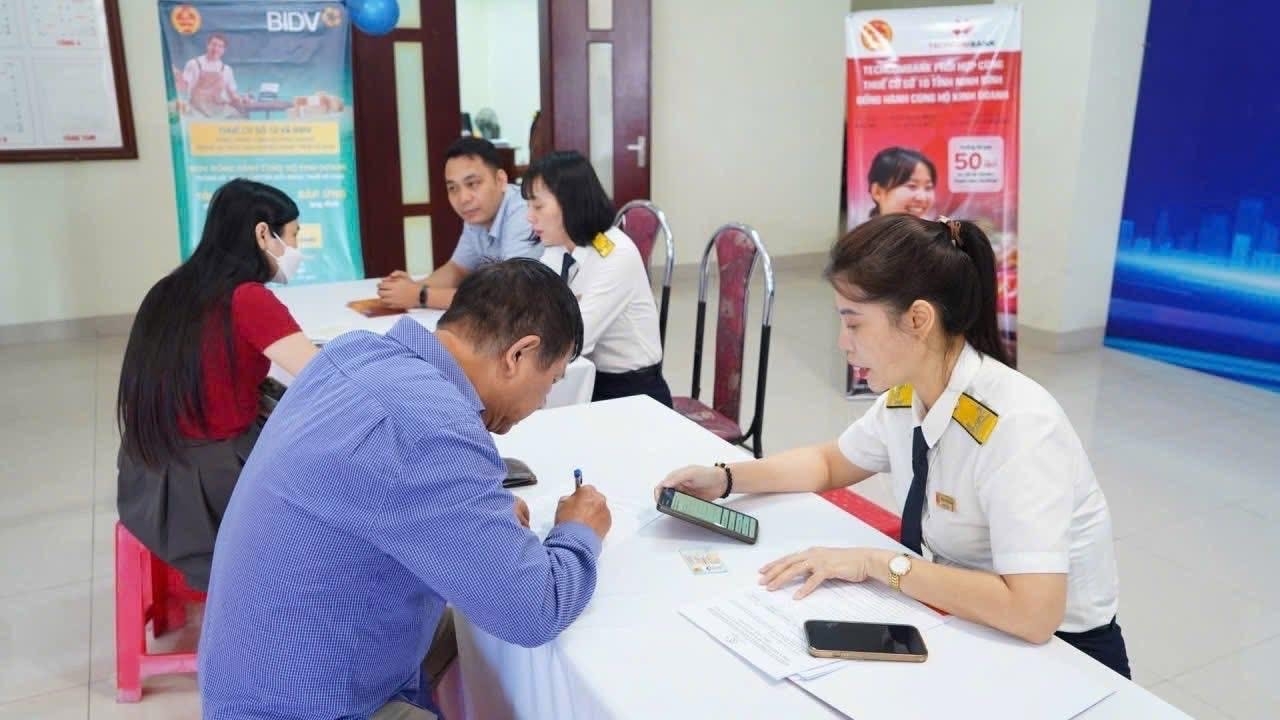 Chậm nộp hồ sơ do thay đổi kỳ khai thuế sẽ không bị xử phạt hành chính