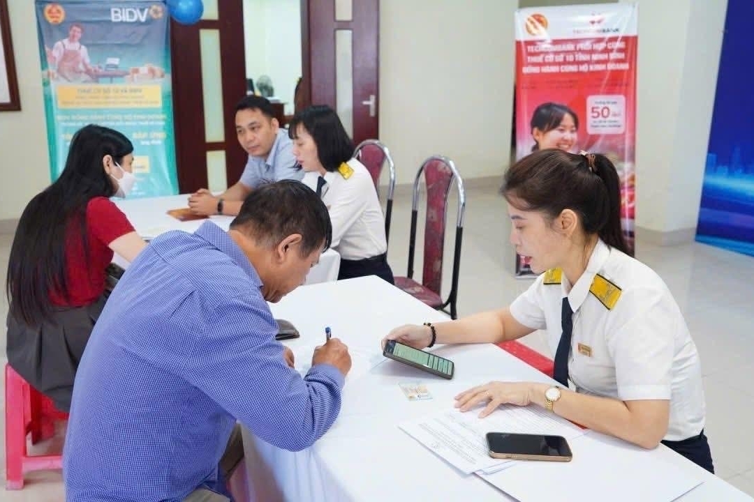 Chậm nộp hồ sơ do thay đổi kỳ khai thuế sẽ không bị xử phạt hành chính