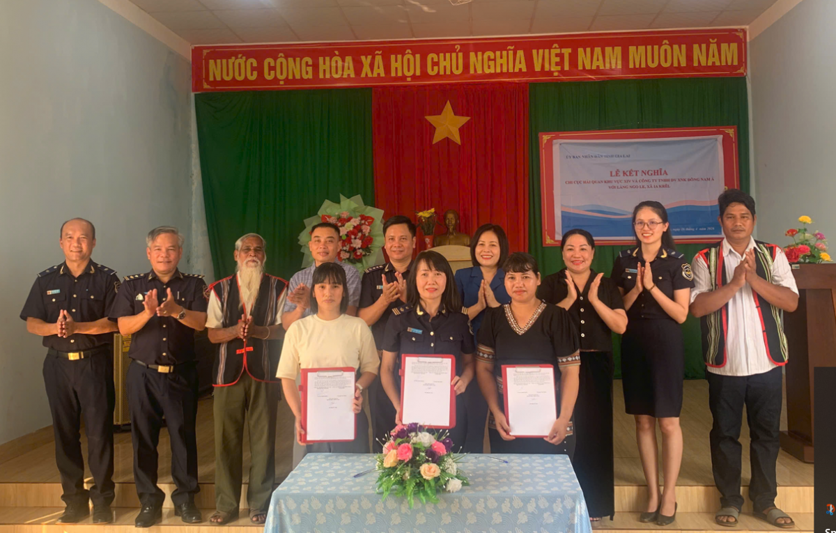 Quang cảnh lễ ký kết