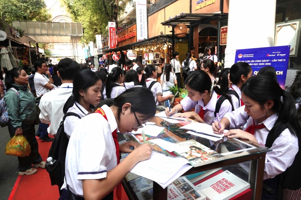 Ngày Sách và Văn hóa đọc 2026: Khi tri thức trở thành chìa khóa thay đổi cuộc đời Ngày Sách và Văn hóa đọc 2026: Khi tri thức trở thành chìa khóa thay đổi cuộc đời