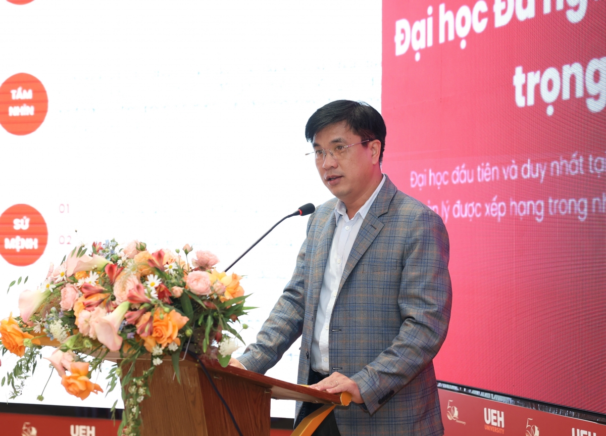 Nhà nước, doanh nghiệp đặt hàng UEH đào tạo nhân lực chất lượng cao Nhà nước, doanh nghiệp đặt hàng UEH đào tạo nhân lực chất lượng cao