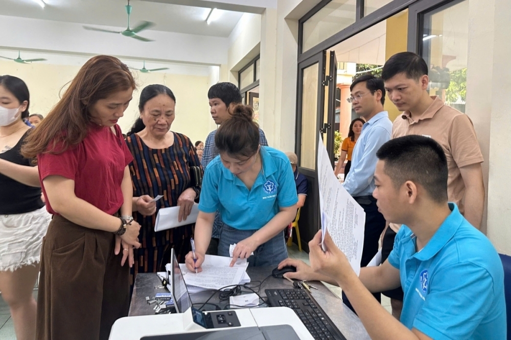 Đủ 60 tuổi, có được đóng bảo hiểm xã hội tự nguyện một lần cho 7 năm còn thiếu hay không?