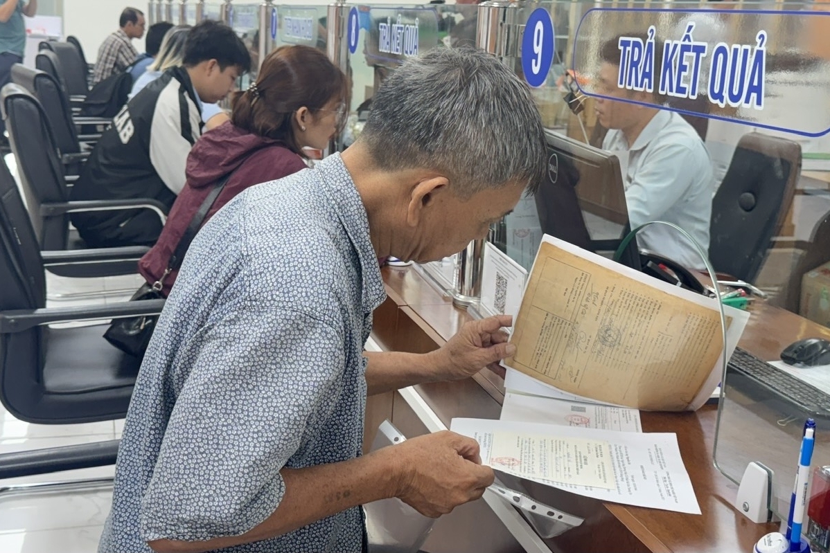 TP. Hồ Chí Minh: Người dân xã, phường an toàn khu sẽ được hoàn trả tiền bảo hiểm y tế
