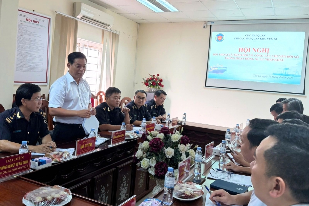 Hải quan khu vực XI đẩy mạnh chuyển đổi số tại cảng Cửa Lò