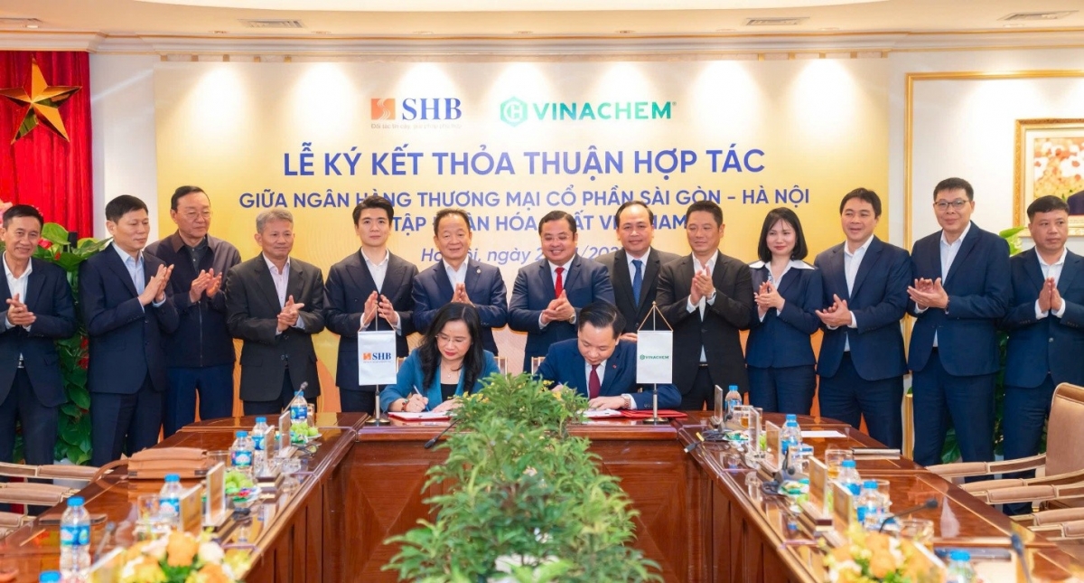 Ngân hàng không còn đứng ngoài cuộc: Hành trình từ “cấp vốn” đến kiến tạo phát triển trong Đổi Mới 2.0 Ngân hàng không còn đứng ngoài cuộc: Hành trình từ “cấp vốn” đến kiến tạo phát triển trong Đổi Mới 2.0