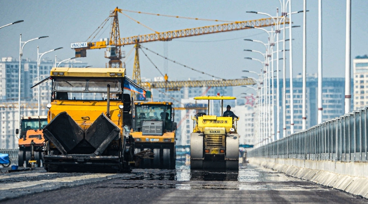 Đầu tư công và phép thử dòng tiền: Giá cổ phiếu đã đi trước thực tế?