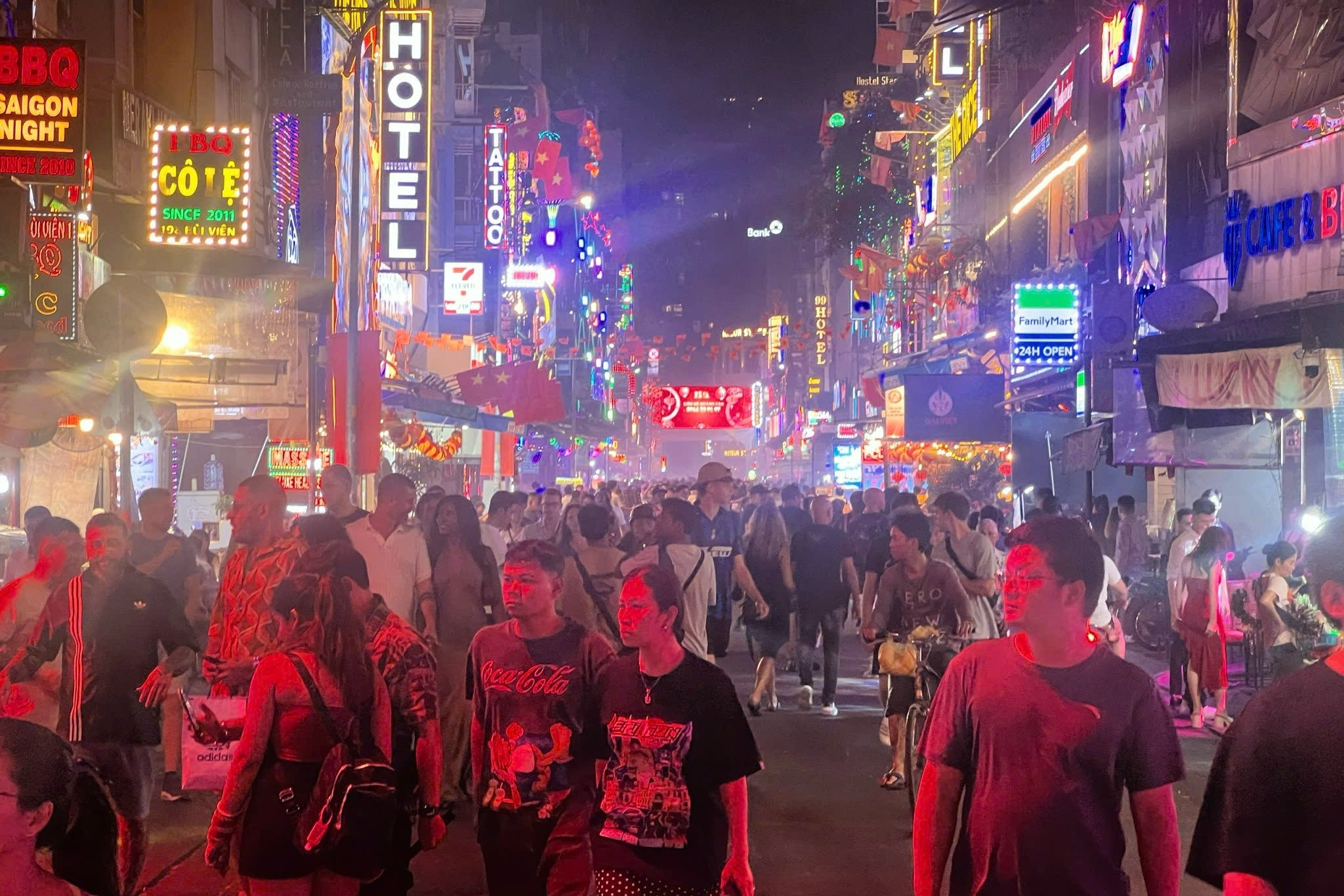 Kinh tế đêm trở thành động lực tăng trưởng mới của du lịch TP. Hồ Chí Minh