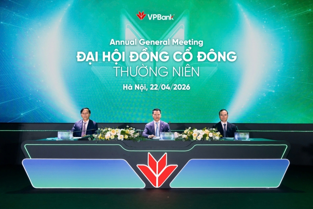 ĐHĐCĐ 2026 VPBank: Mục tiêu tín dụng gần 1,3 triệu tỷ đồng trong năm nay ĐHĐCĐ 2026 VPBank: Mục tiêu tín dụng gần 1,3 triệu tỷ đồng trong năm nay