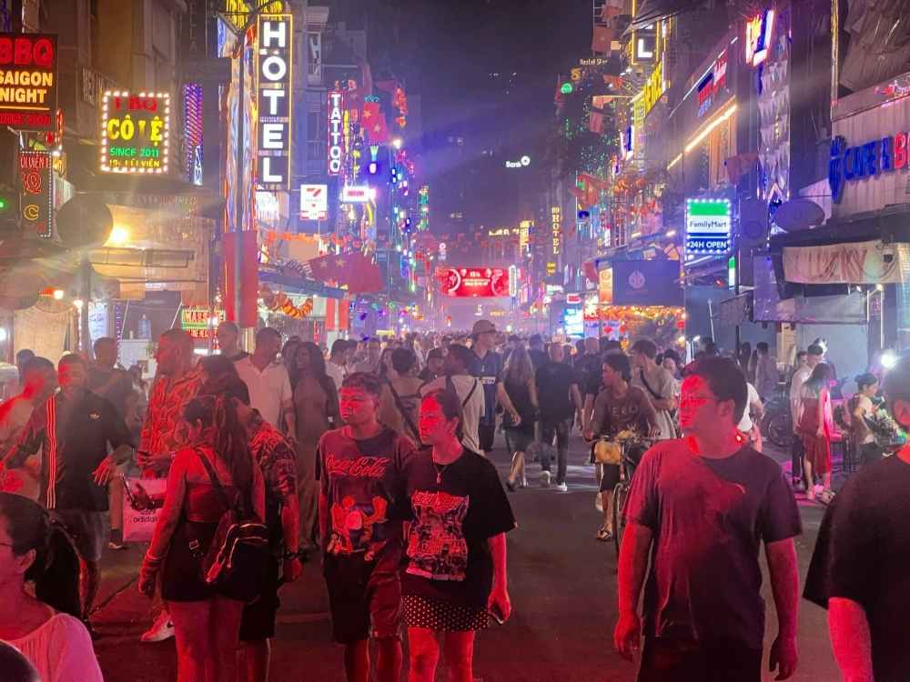Kinh tế đêm trở thành động lực tăng trưởng mới của du lịch TP. Hồ Chí Minh Kinh tế đêm trở thành động lực tăng trưởng mới của du lịch TP. Hồ Chí Minh