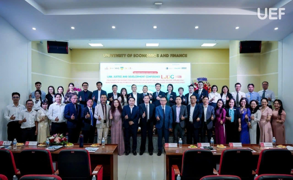 Khung pháp lý và giải pháp công nghệ cho mô hình kinh tế tuần hoàn hướng đến phát triển bền vững Khung pháp lý và giải pháp công nghệ cho mô hình kinh tế tuần hoàn hướng đến phát triển bền vững