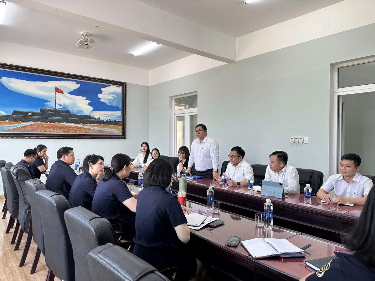 Hải quan cảng Chân Mây đổi mới cách đối thoại Hải quan - Doanh nghiệp