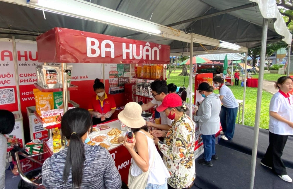 Người lao động của Công ty cổ phần Ba Huân bị “treo” quyền lợi