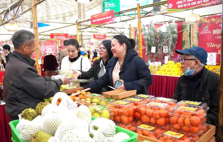 Nông sản vùng miền được yêu thích tại Hội chợ Mùa Xuân 2026 Nông sản vùng miền được yêu thích tại Hội chợ Mùa Xuân 2026