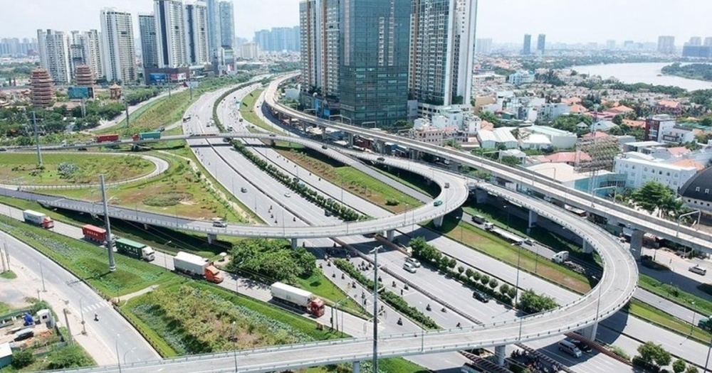 Thủ tướng yêu cầu siết chặt quản lý đầu tư công, gắn với hiệu quả kinh tế - xã hội